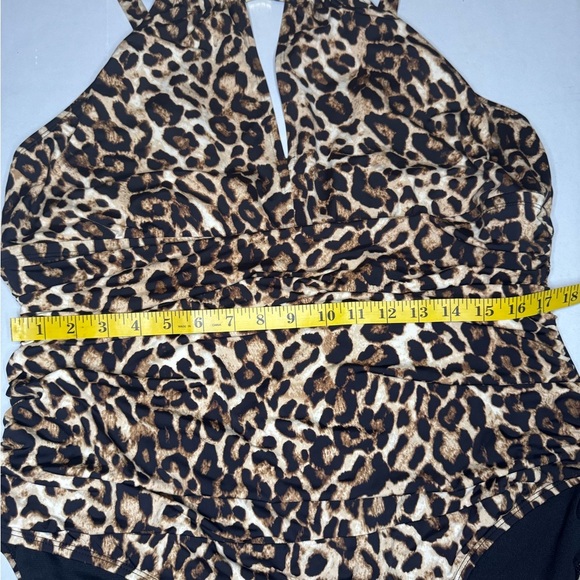 Ralph Lauren women's Leopard High Neck One Piece Swimsuit. - Picture 10 of 11
